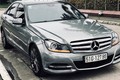 Mercedes-Benz C250 dùng chán bán 695 triệu tại Sài Gòn