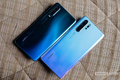 Siêu phẩm Huawei P30 mất giá một nửa sau 4 tháng 