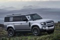Land Rover Defender 130 lần đầu tiên lộ nội thất 8 chỗ rộng rãi