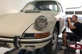 Porsche 911S 1967 bị bỏ xó gần 40 năm được "dọn dẹp" như mới