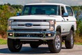 Ngắm bản độ độc nhất giữa Ford Bronco 1978 và F-250 Super Duty