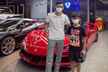 Chồng cũ Lệ Quyên "rủ" con trai đi nhận Ferrari SF90 Stradale 30 tỷ