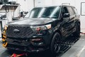 Ford Explorer ST thành "quái thú" mạnh 657 mã lực sau khi... thông nòng