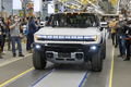 Khách hàng đặt mua “siêu bán tải” Hummer EV phải chờ tới 17 năm?