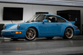 Everrati bàn giao chiếc Porsche 911 (964) chạy điện đầu tiên đến Mỹ
