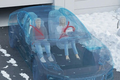 Xe ôtô điện có thể dùng dây đai an toàn có sưởi vào mùa đông