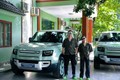 "Độc lạ Bình Dương" 2 anh em chi hơn 15 tỷ tậu Land Rover Defender 