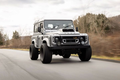 Kahn Design độ Land Rover Defender 90 kiểu “nhà binh“ hơn 3,1 tỷ đồng