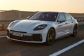 Panamera Turbo S E-Hybrid 2025 từ 226.500 USD, xe nhanh nhất của Porsche