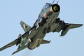 Hồ sơ chi tiết quá trình phát triển máy bay Su-17/22 (1)