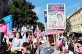 Pháp: Tuần hành phản đối đẻ thuê cho gia đình đồng tính