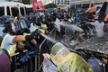 Hồng Kông điều động 3000 cảnh sát giải tán người biểu tình