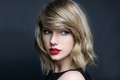 Taylor Swift tung clip hot mừng sinh nhật thứ 25 