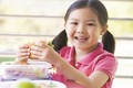Tầm quan trọng của bữa ăn sáng đối với trẻ