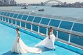 Ngắm sàn catwalk giữa đại dương tại Sydney của Jessica Minh Anh