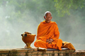 Cách khiến Trời Phật hài lòng: phải ra nghĩa địa làm 1 việc kỳ lạ 