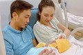 Đàm Thu Trang lộ diện sau khi sinh, Cường Đô la “nịnh” vợ