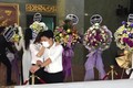 Trường Giang suy sụp trong tang lễ nghệ sĩ Chí Tài