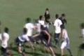 Video: 36 cầu thủ lao vào đánh nhau, trọng tài sợ hãi bỏ chạy