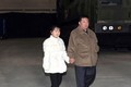 Ông Kim Jong Un và con gái xuất hiện tại buổi phóng ICBM