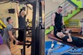 Cụ bà 96 tuổi ở Hà Tĩnh mê tập gym, bơi lội gây sốt 