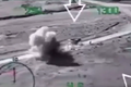 Thợ săn đêm Mi-28N dội tên lửa diệt xe IS đang chạy