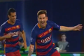 10 phản ứng điên rồ khi Messi đi bóng và ghi bàn
