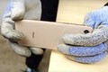 Video: IPhone 8 “nồi đồng cối đá” hơn iPhone 7