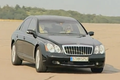 Drift sedan siêu sang Maybach cùng nữ tay đua xinh đẹp