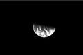Tàu đổ bộ Mặt trăng SLIM của Nhật gửi hình ảnh kỳ lạ về Trái đất
