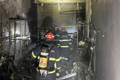 Hà Nội: Cháy nhà trong đêm, 5 người trèo qua ban công thoát nạn 