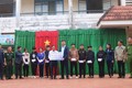Quản lý thị trường Đắk Lắk trao học bổng cho học sinh nghèo