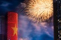 Pháo hoa rực rỡ mừng kỷ niệm 50 năm ngày thống nhất non sông