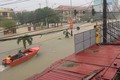 “Đại hồng thủy” nhấn chìm 71.000 nhà, Quảng Bình hoãn Đại hội Đảng