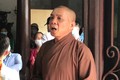 Trụ trì chùa Hưng Khánh vẩy nhang đuổi khách: Tẩn xuất nếu không thay đổi