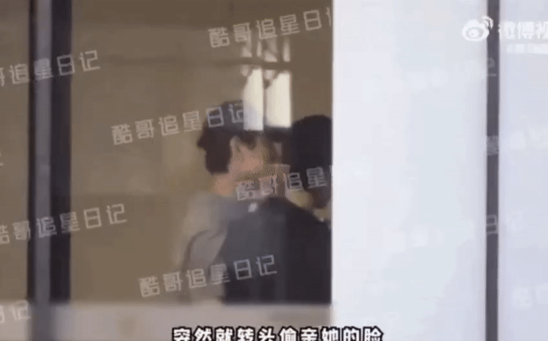Lộ clip tình cũ Dương Tử vào KS với "Tiểu Long Nữ" Mao Hiểu Tuệ
