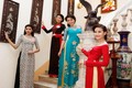 Thí sinh Hoa hậu VN 2014 thăm nhà Công tử Bạc Liêu