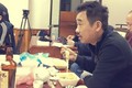 “Ngọc hoàng” Quốc Khánh ăn mì tôm chờ tập Táo quân 2015