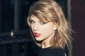 Taylor Swift mua bảo hiểm hơn 850 tỷ đồng cho đôi chân