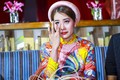 Hoa khôi Nam Em bật khóc khi trình làng MV "Tết sang"