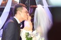 Khắc Việt đắm đuối hôn vợ DJ trong đám cưới tại HN