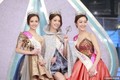 Hoa hậu Hong Kong hớ hênh lộ nội y trong đêm đăng quang
