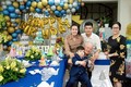 Nhật Kim Anh và chồng cũ vui vẻ tổ chức sinh nhật cho con 