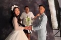 H'Hen Niê xuề xòa làm stylist kiêm thợ chụp ảnh cưới cho em trai