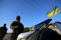 Ngừng bắn Ukraine: Quân đội bị tấn công 1.300 lần