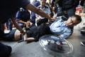 Cảnh sát Hồng Kông đụng độ người biểu tình: 20 người bị thương