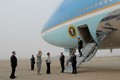 Air Force One gặp sự cố: Ông Obama phải chuyển máy bay