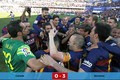 Suarez được tung hô trong ngày Barca vô địch La Liga
