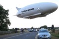 Airlander 10 - Máy bay “khủng” nhất thế giới lần đầu cất cánh thành công