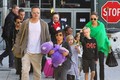 Brad Pitt và Angelina Jolie tranh giành quyền nuôi con